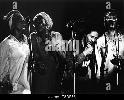 La Haye, Pays-Bas - 1976, Bob Marley et les Wailers (Photo Gijsbert Hanekroot) *** légende locale *** Bob Marley, Bob Marley et les Wailers Banque D'Images