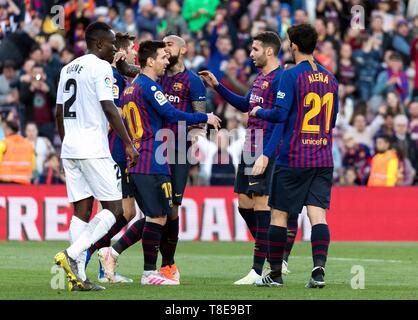 Barcelone, Espagne. 12 mai, 2019. Les joueurs de Barcelone célèbrent leur deuxième but pendant un match de championnat espagnol entre le FC Barcelone et Getafe en Espagne, à Barcelone, le 12 mai 2019. Le FC Barcelone a gagné 2-0. Credit : Joan Gosa/Xinhua/Alamy Live News Banque D'Images