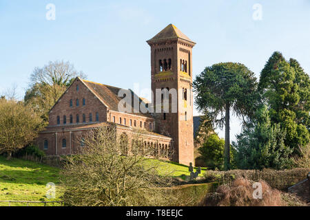 L'église Sainte-Catherine, la chapelle originale a été construite en 1840 et fait à partir de la brique, il était complètement enfermé dans le grès local en 1870. hereford Engla Banque D'Images