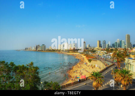 Vues sur la mer de Tel Aviv à partir de la vieille ville de Jaffa, en Israël. Banque D'Images