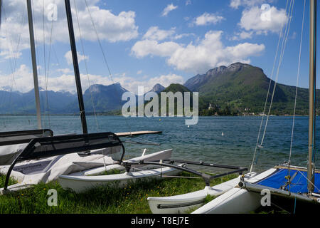 Port de Plaisance, Talloire, lac d'Annecy, Haute-Savoie, France Banque D'Images