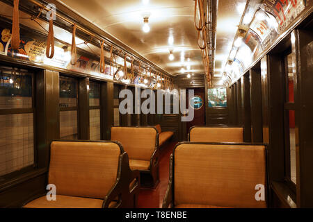 Intérieur d'une voiture BU (BRT), New York Transit Museum Banque D'Images