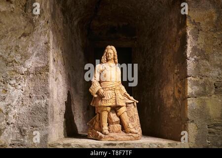 La France, Finistère, Brest, Musée de la Marine en bois sculpté, statue de Jean François de Galaup, comte de La Perouse Banque D'Images