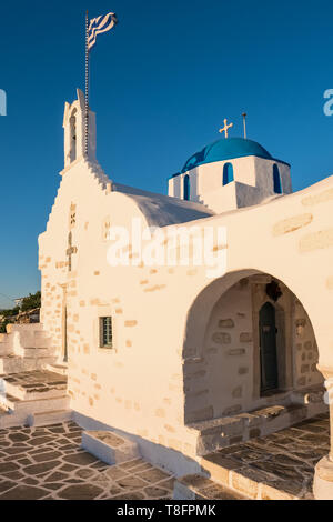 Église de Saint Constantine à Parikia, Paros, Grèce. Banque D'Images