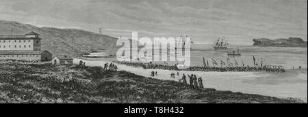 España. Viaje de SS. MM. Alfonso XII (1857-1885), su segunda esposa María Cristina de l'Autriche (1858-1929) y SS. AA. las Infantas, a la costa cantábrica. Sauces (Santander). Desembarque de SS. MM y AA. a la playa, el 14 de septiembre de 1881. La gravure. La Ilustración Española y Americana, 30 de septiembre de 1881. Banque D'Images