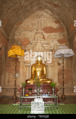 Htilominlo temple, ancienne Bagan Nyaung U et village, région de Mandalay, Myanmar, en Asie Banque D'Images