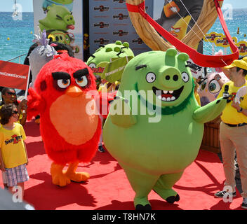 Cannes, France. 13 mai, 2019. CANNES, FRANCE. 13 mai 2019 : Angry Birds au photocall pour le film 'Angry Birds 2' au Festival de Cannes. Photo Credit : Paul Smith/Alamy Live News Banque D'Images