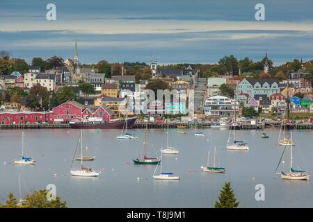 Le Canada, la Nouvelle-Écosse, Lunenburg, UNESCO World Heritage village de pêcheurs, elevated view Banque D'Images