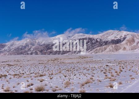 La Mongolie, à l'ouest de la Mongolie, Altaï, vallée de neige et de roches, Banque D'Images