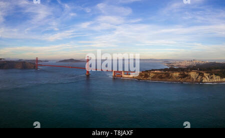 Vue aérienne de Golden Gate Bridge à San Francisco, USA Banque D'Images