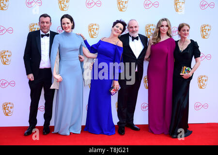 Lee Morris, Phoebe Waller-Bridge, Fiona Shaw, Kim Bodnia, Jodie Comer et Sally Woodward Gentle participant à la BAFTA TV awards Virgin Media, s'est tenue au Royal Festival Hall de Londres. Banque D'Images