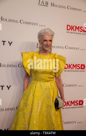 Maye Musk, mère d'Elon Musk au DKMS Love Gala Red Carpet à Ciprianis, Manhattan, New York Banque D'Images