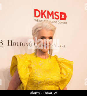 Maye Musk, mère d'Elon Musk au DKMS Love Gala Red Carpet à Ciprianis, Manhattan, New York Banque D'Images