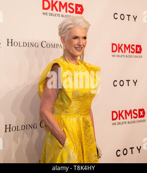 Maye Musk, mère d'Elon Musk au DKMS Love Gala Red Carpet à Ciprianis, Manhattan, New York Banque D'Images