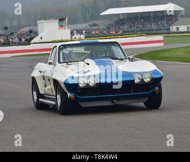 Craig Davies, Andrew Newall, Chevrolet Corvette Sting Ray, Graham Hill Trophy, cockpit fermé voitures GT Prototype, voitures, esprit de la courses TT RAC 1960 Banque D'Images
