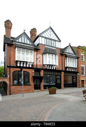 Mock Tudor bâtiments à Heathcote Street, Nottingham Banque D'Images