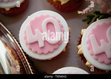 40e anniversaire Cupcakes rose Banque D'Images