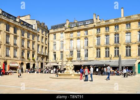 France, Gironde, Bordeaux, zone classée au Patrimoine Mondial de l'UNESCO, quartier Saint Pierre, place du Parlement Banque D'Images