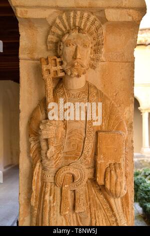 France, Bouches du Rhone, Aix en Provence, Saint Sauveur cathédrale, cloître roman de la fin du 12ème siècle, la représentation de saint Pierre sur Banque D'Images