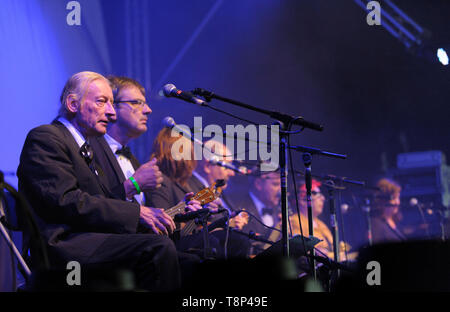 Le Ukulele Orchestra of Great Britain se produiront au Festival de Wickham, England, UK. 14 août, 2014. Banque D'Images