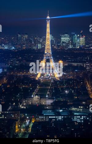 France, Paris quartier classé au Patrimoine Mondial par l'UNESCO, de l'école militaire, du Champ de Mars, Tour Eiffel (© SETE-illuminations Pierre Bideau) et de la Défense Banque D'Images