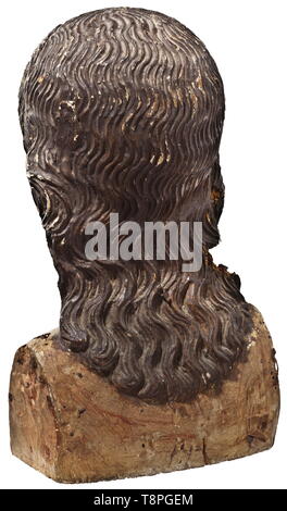 Marie Madeleine, France/Italie, 17e/18e siècle bois sculpté buste de Marie à contempler la croix, avec des yeux de verre. Partiellement la couleur, certains déplacés worming, surtout à la partie inférieure des cheveux. Hauteur 38 cm., historique, artistique, historique, l'art du 18e siècle, 17e siècle, Additional-Rights Clearance-Info-Not-Available- Banque D'Images