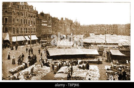 Une vieille photographie du marché de Nottingham, de la place du marché dans les années 1920 Banque D'Images