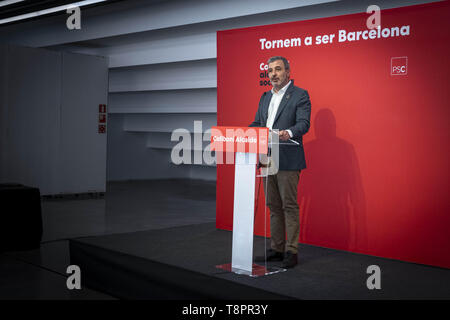 Barcelone, Catalogne, Espagne. 14 mai, 2019. Jaume, Collboni est perçu au cours de la présentation.Jaume Collboni, candidat pour le Conseil de la ville de Barcelone pour le Parti Socialiste de Catalogne (PSC) a présenté son initiative ''l'économie de Barcelone 2030'' au Musée du Design de Barcelone DU MOYEU. Jaume le Collboni a été soutenu dans son discours par le ministre de l'industrie, du Commerce et du tourisme, Reyes et l'actuel conseiller municipal Maroto et numéro quatre de la CFP candidature Montserrat BallarÃ-n. Credit : Paco Freire SOPA/Images/ZUMA/Alamy Fil Live News Banque D'Images