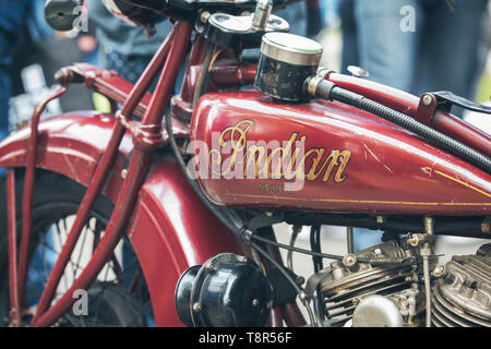 1930 Indian Scout 101. moto à Bicester Heritage Centre 'Drive il Day'. Bicester, Oxfordshire, Angleterre. Vintage filtre appliqué Banque D'Images