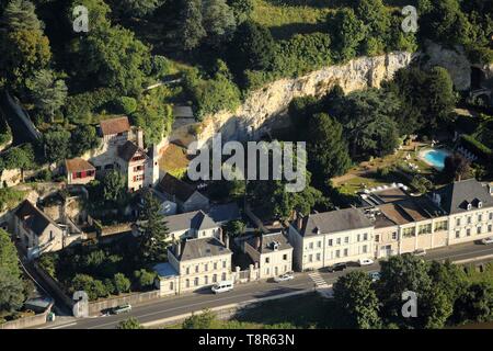 France, Indre et Loire, Vallée de la Loire classée au Patrimoine Mondial de l'UNESCO, Amboise, maisons troglodytes à Amboise (vue aérienne) Banque D'Images