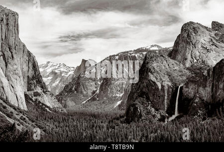 Bridal Veil Falls Yosemite Park USA Banque D'Images