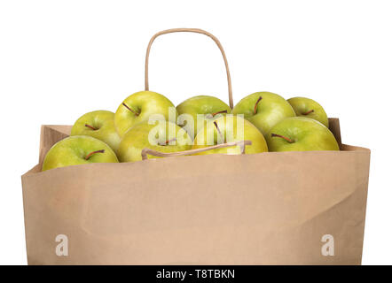 Sac de pommes vertes isolé sur fond blanc Banque D'Images