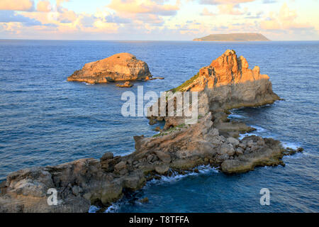 Pointe des Châteaux et de la Désirade Island au coucher du soleil, la Guadeloupe, îles des Caraïbes, France Banque D'Images