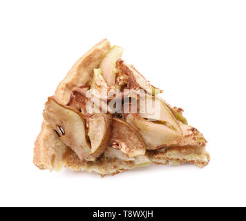Morceau de poire délicieux gâteau sur fond blanc Banque D'Images