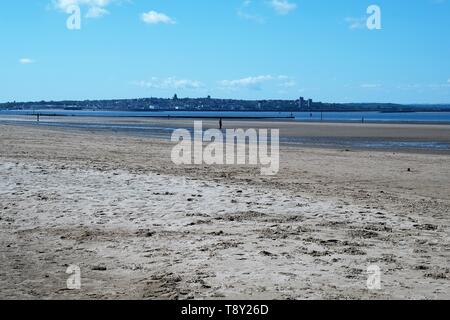 Un autre lieu, Anthony Gormley, 100 Bronze Men, Crosby Beach, Art, Seascape, Sculpture, Figures, Scenic, Education, Tidal, Nord-Ouest, Angleterre. Banque D'Images
