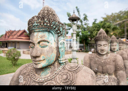 Le peuple cambodgien et vietnamien War Memorial dans la ville de Siem Reap, dans le nord-ouest du Cambodge. Siem Reap, Cambodge, Novembre 2018 Banque D'Images