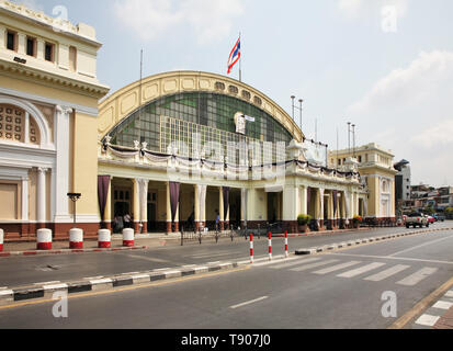 La gare ferroviaire de Bangkok. Royaume de Thaïlande Banque D'Images