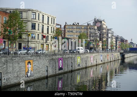 Brussels, Bruxelles, Molenbeek, Canal de Charleroi - Bruxelles Molenbeek, Canal de Charleroi, le canal de Bruxelles divise la municipalité de Bruxelles-ville Banque D'Images