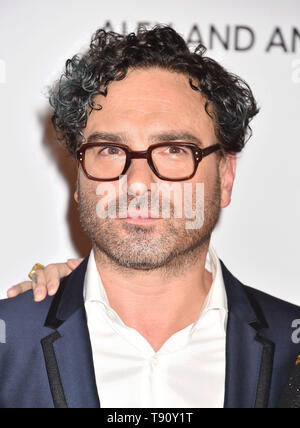 Los Angeles, CA - le 10 mai : Johnny Galecki assiste à la 26e course annuelle pour effacer MS Gala au Beverly Hilton Hotel, le 10 mai 2019 à Beverly Hills, Californie. Banque D'Images