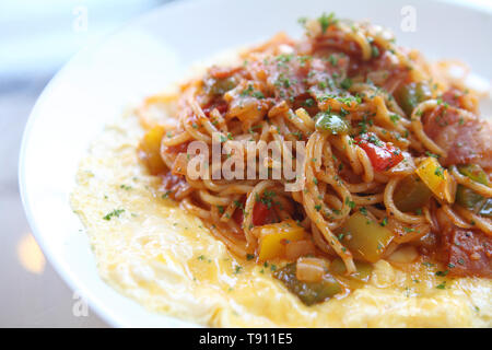 Spaghetti napolitan Banque D'Images