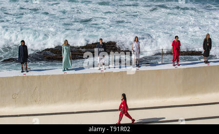 Sydney, Australie. 16 mai, 2019. Présenter les modèles creations de dix pièces lors de la Mercedes-Benz Fashion Week en Australie à Sydney, Australie, le 16 mai 2019. La Mercedes-Benz Fashion Week l'Australie est tenue ici, du 12 mai au 17. Credit : Zhu Jingyun Business/Xinhua/Alamy Live News Banque D'Images