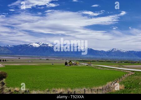 Logan et Tremonton Valley vue sur le paysage de l'autoroute 30, y compris pass Fielding, Beaverdam, Riverside et Collinston communes, par l'Utah State Universi Banque D'Images