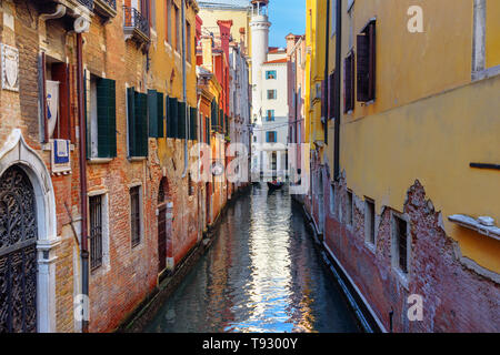 Venise, Italie - 23 octobre 2018 : Canal Rio Al Gazzettino à Venise Banque D'Images