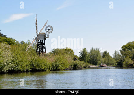 Boardman's Mill Bazin, comment Hill, Broads National Park, Norfolk, UK Banque D'Images