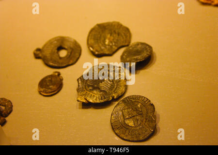 Médailles et pièces anciennes des quinze cents Banque D'Images