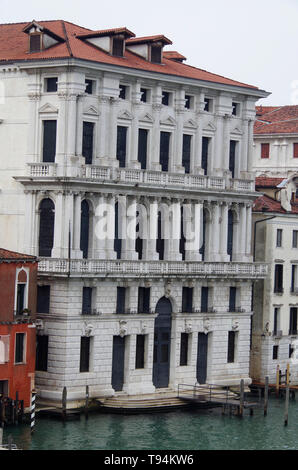 Le Palais Corner della Regina, un impressionnant palais du 18ème siècle sur le Grand Canal à Venise, Italie Banque D'Images