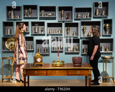 Londres, Royaume-Uni. 17 mai 2019. Un aperçu de l'argenterie et de l'argent doré à Christie's Spring edition du Collector vente (22 et 23 mai). Crédit : Guy Bell/Alamy Live News Banque D'Images