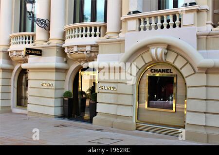 Le magasin de l'emblématique 'channel' marque de mode et de beauté à Monte Carlo, Monaco. Banque D'Images