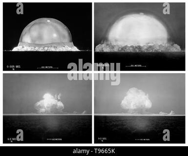 Trinity est le nom de code de la première explosion d'un engin nucléaire. Ce test a été menée par l'armée des États-Unis le 16 juillet 1945, dans la Jornada del Muerto désert à environ 35 milles au sud-est de Socorro, Nouveau Mexique, à la nouvelle de White Sands, qui a incorporé l'Alamogordo bombardements et de tir. La date de l'essai est habituellement considérée comme le début de l'âge atomique. Trinity était un test de l'implosion-design appareil de plutonium. Banque D'Images