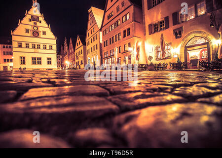 Scène de nuit de la ville historique de Rothenburg ob der Tauber en Allemagne Banque D'Images